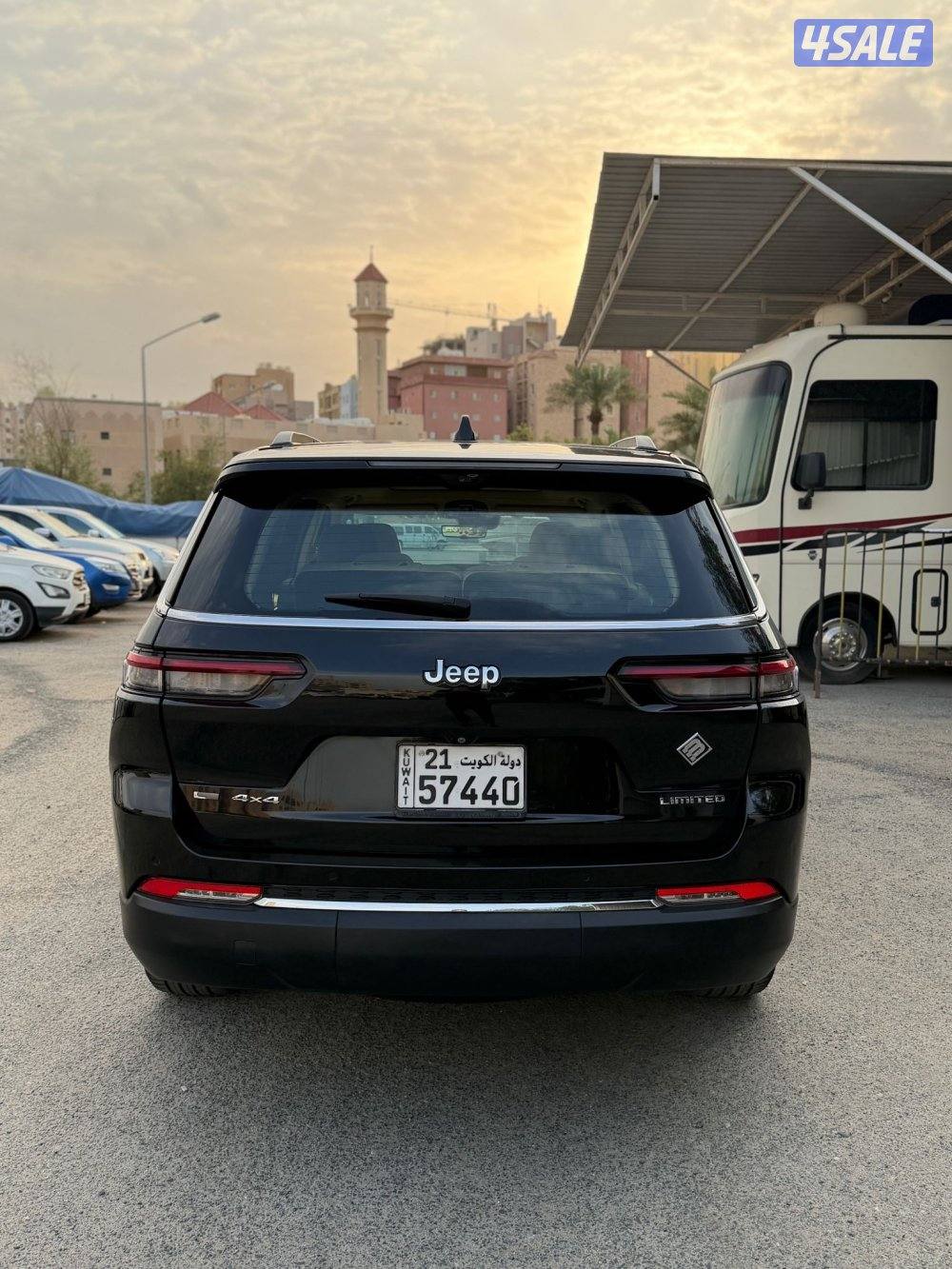 جراند شيروكي L م 2022 اعلى فئة7