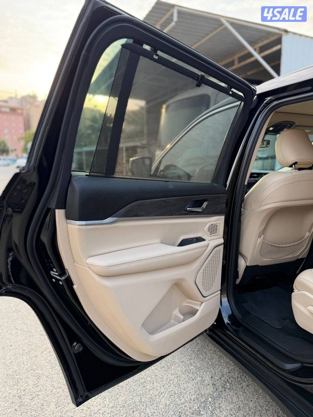 جراند شيروكي L م 2022 اعلى فئة9