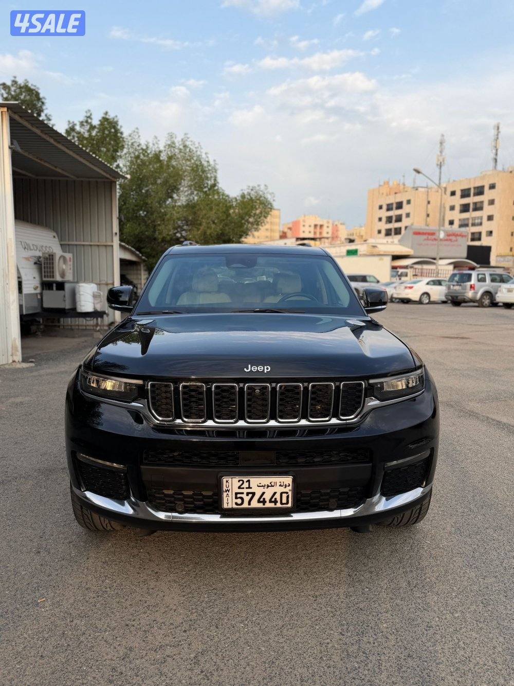 جراند شيروكي L م 2022 اعلى فئة14