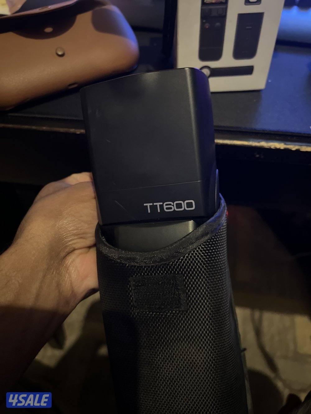 DJI pocket 2 combo + ray. An sunglasses META + flash camera TT6002