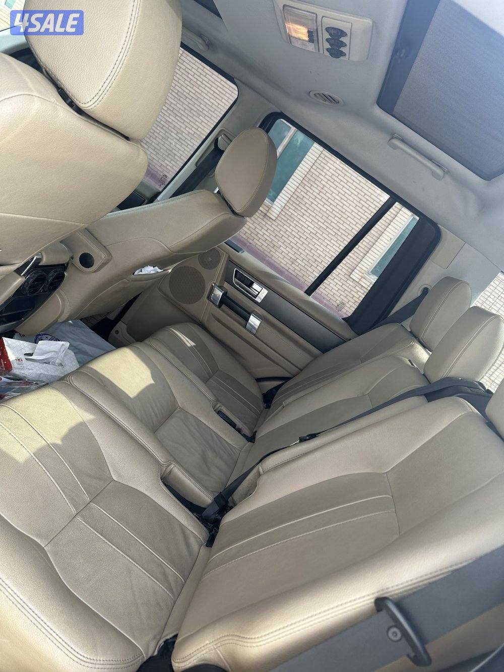 لاند روفر LR43