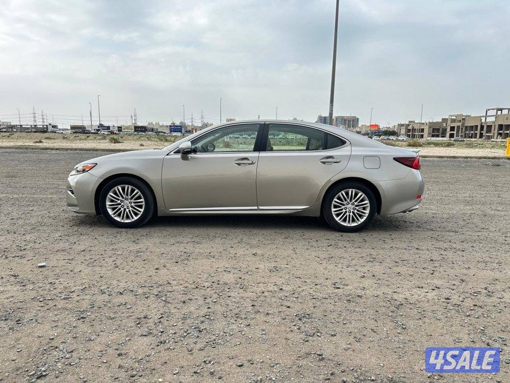 لكزس ES 250 موديل ٢٠١٧ الدرجة الأولى بحالة الوكالة7
