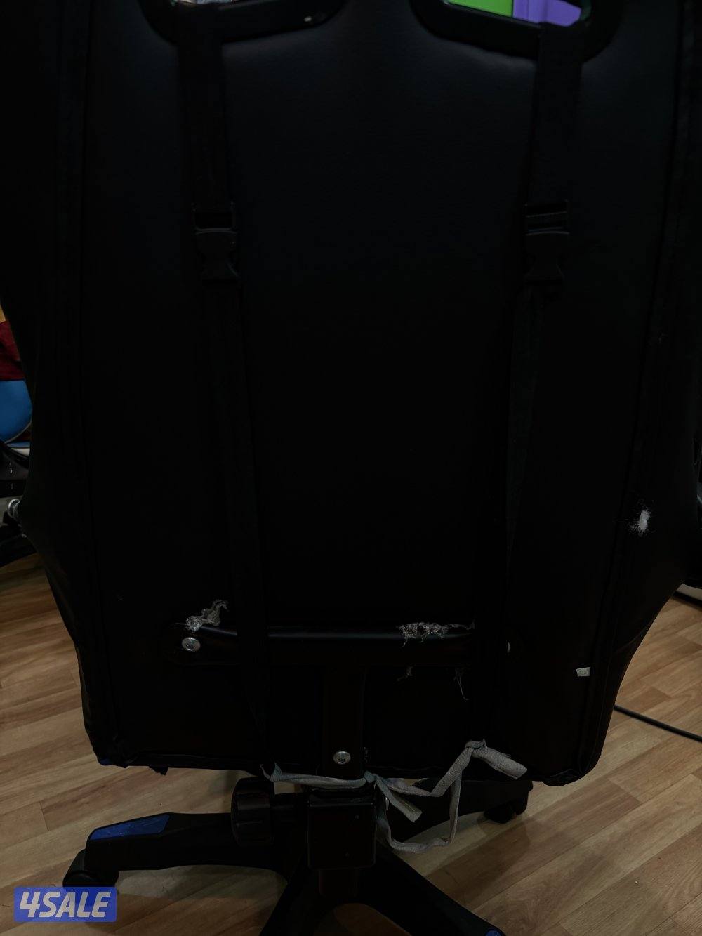 كرسي قيمنق للبيع حط سعرك و عليك بالعافيه0