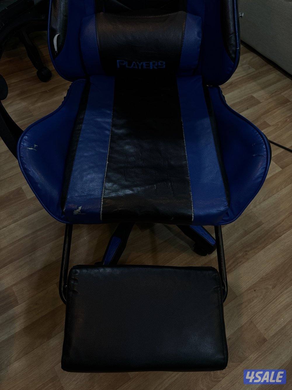 كرسي قيمنق للبيع حط سعرك و عليك بالعافيه2