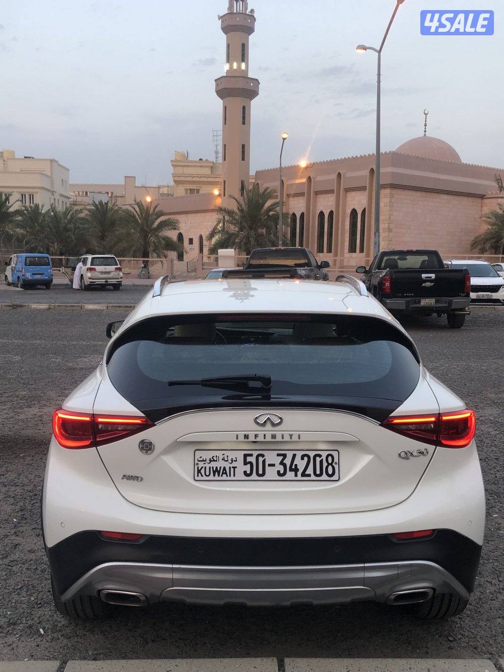 للبيع جيب انفنتي QX30موديل20182