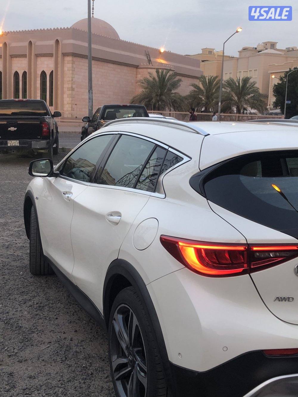 للبيع جيب انفنتي QX30موديل20183