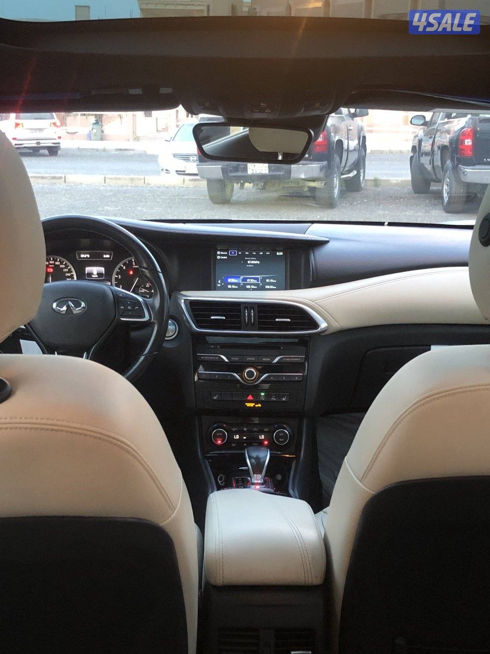 للبيع جيب انفنتي QX30موديل20186