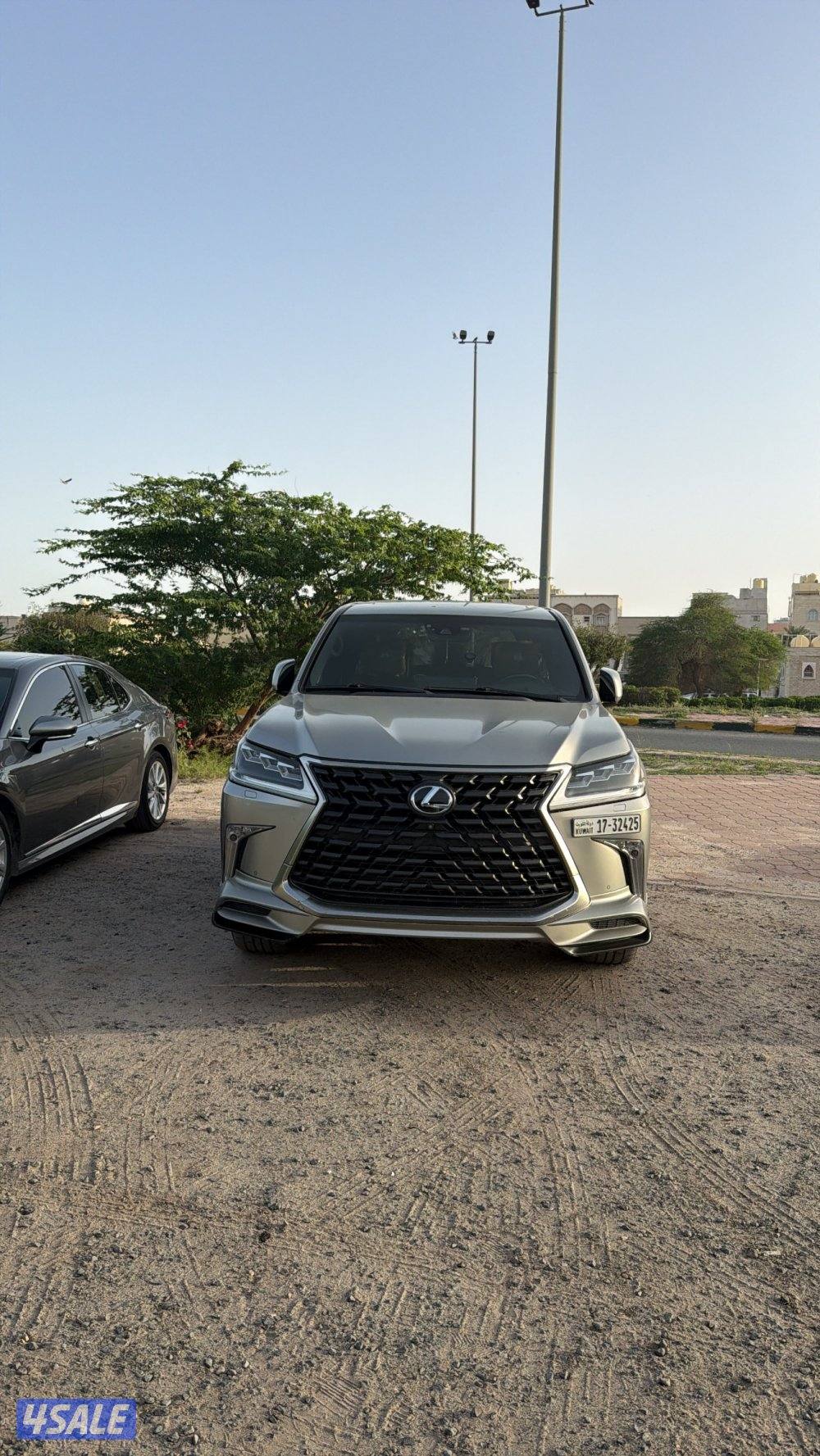 جيب لكزس 20160