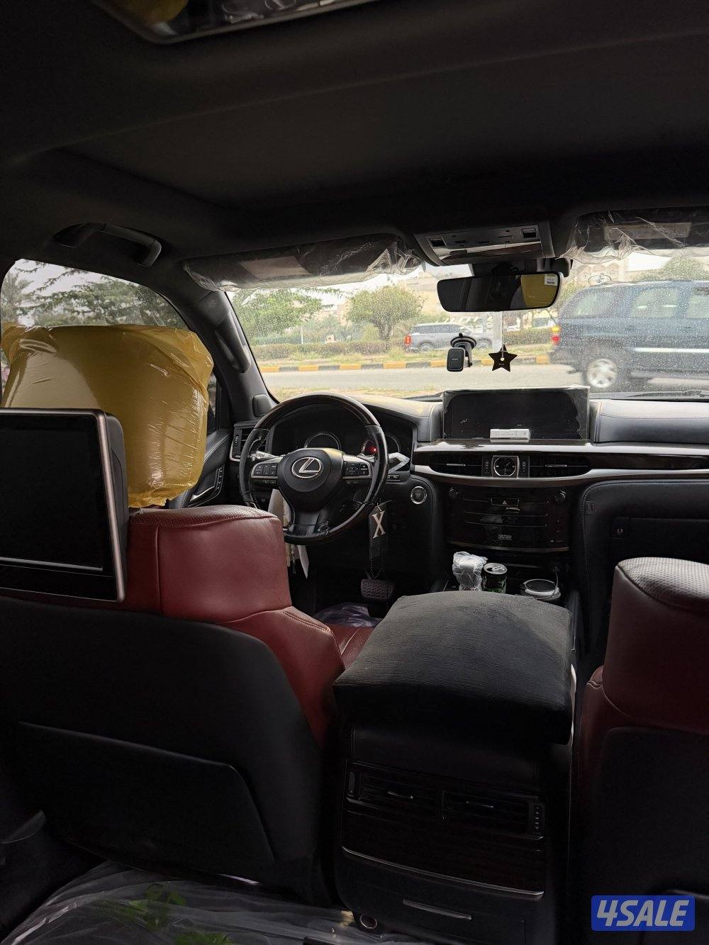 جيب لكزس 20165