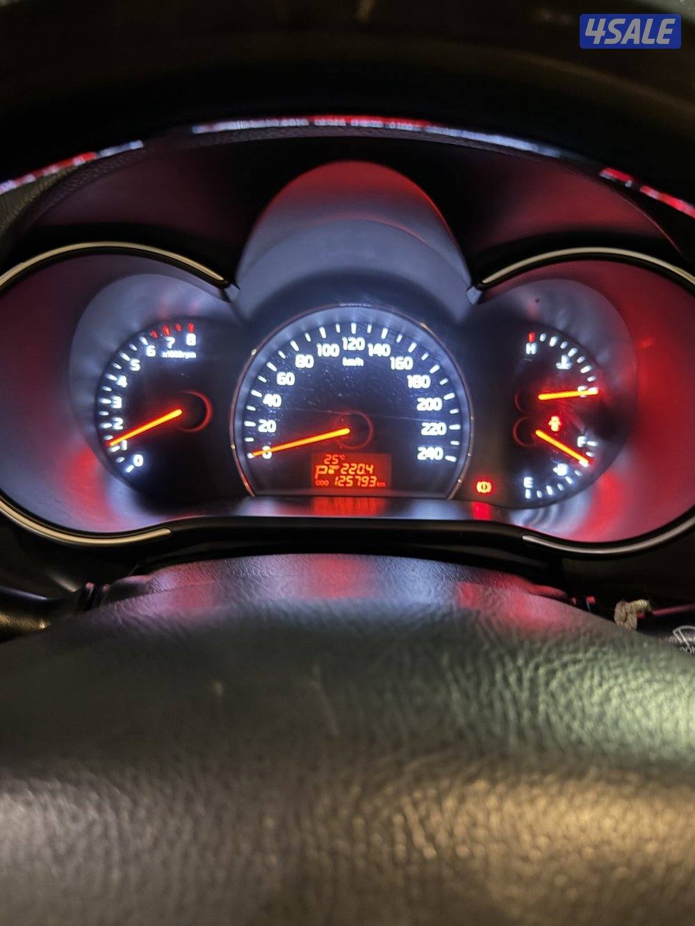 للبيع شرط الفحص شاصي ومكينه وقير ماشي 125 اللف البدي مااعلم عنه4