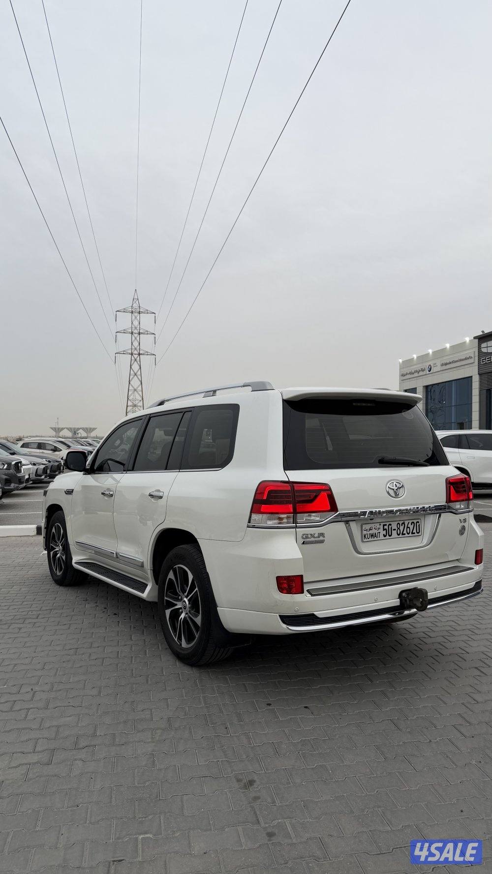 للبيع لاندكروز 20212