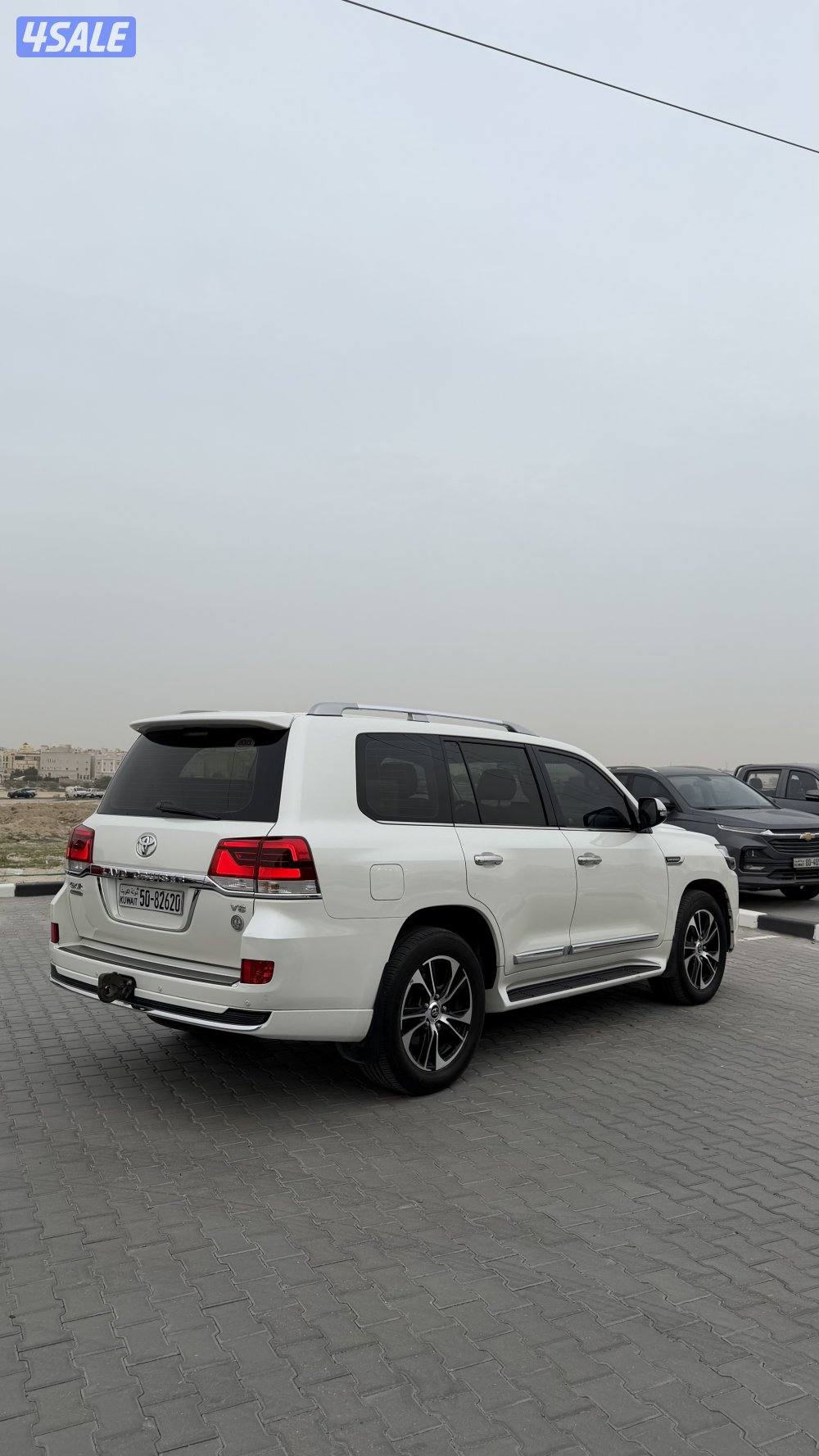 للبيع لاندكروز 20214