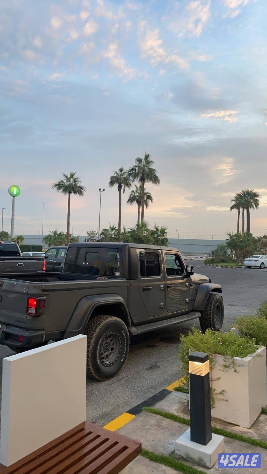 جييب قلاديتور سبورت موديل 20213