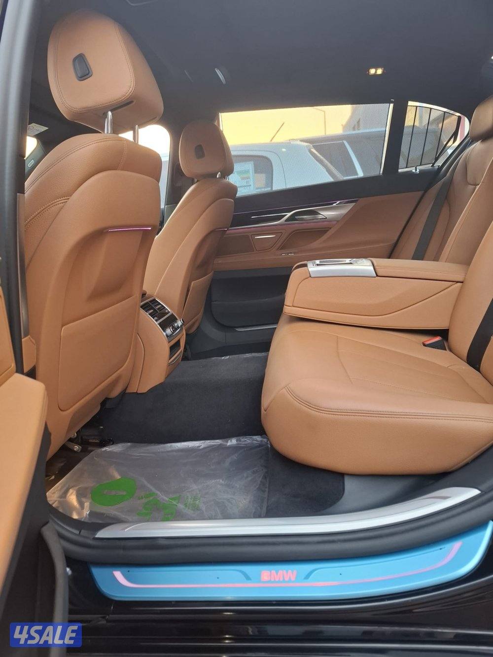 للبيع بي ام دبليو 730L عداد 70 الف كامل المواصفات شرط الفحص مط9