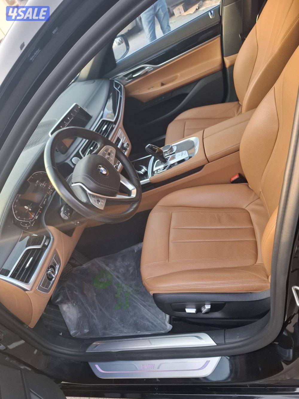 للبيع بي ام دبليو 730L عداد 70 الف كامل المواصفات شرط الفحص مط12