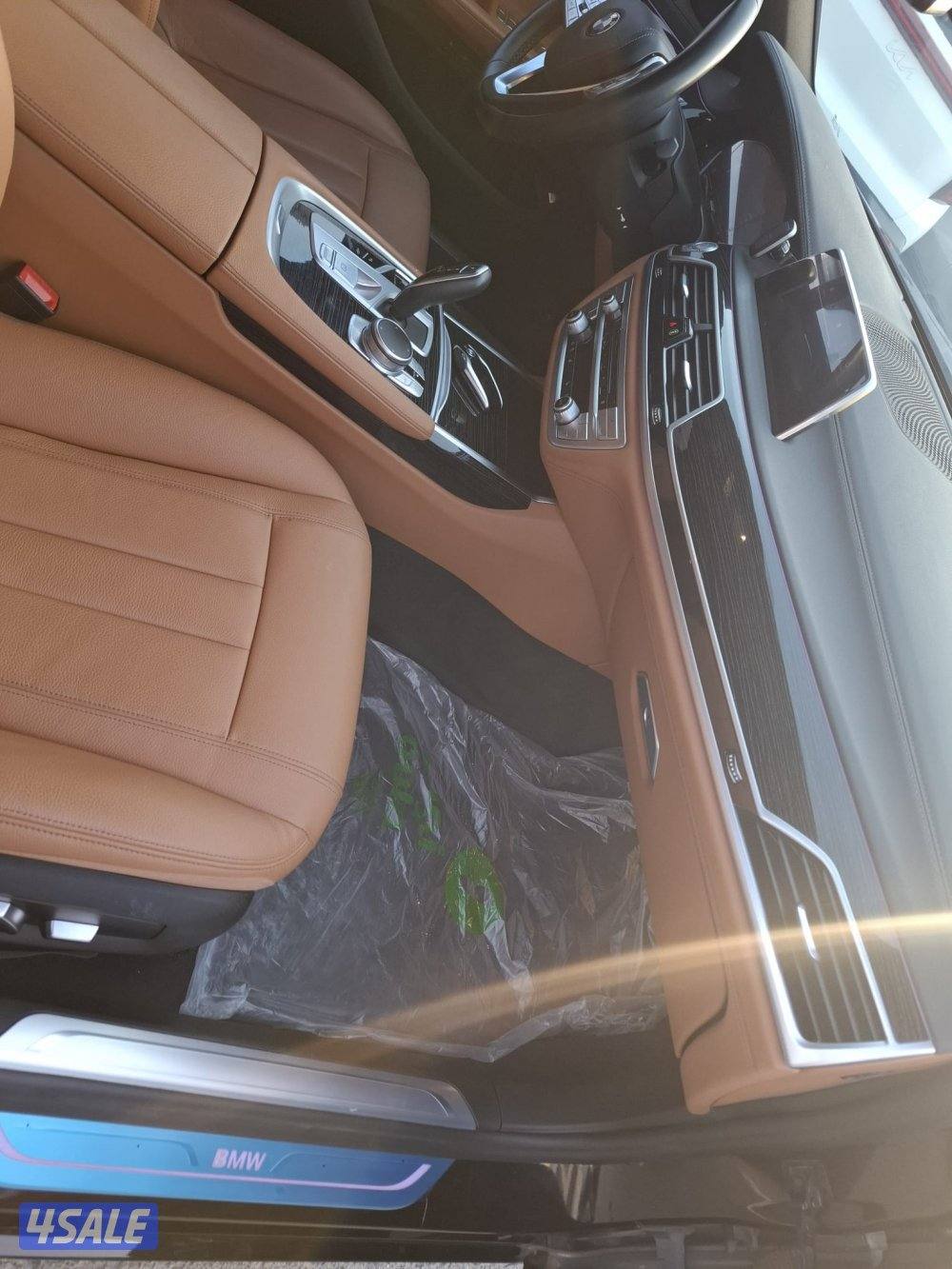 للبيع بي ام دبليو 730L عداد 70 الف كامل المواصفات شرط الفحص مط15