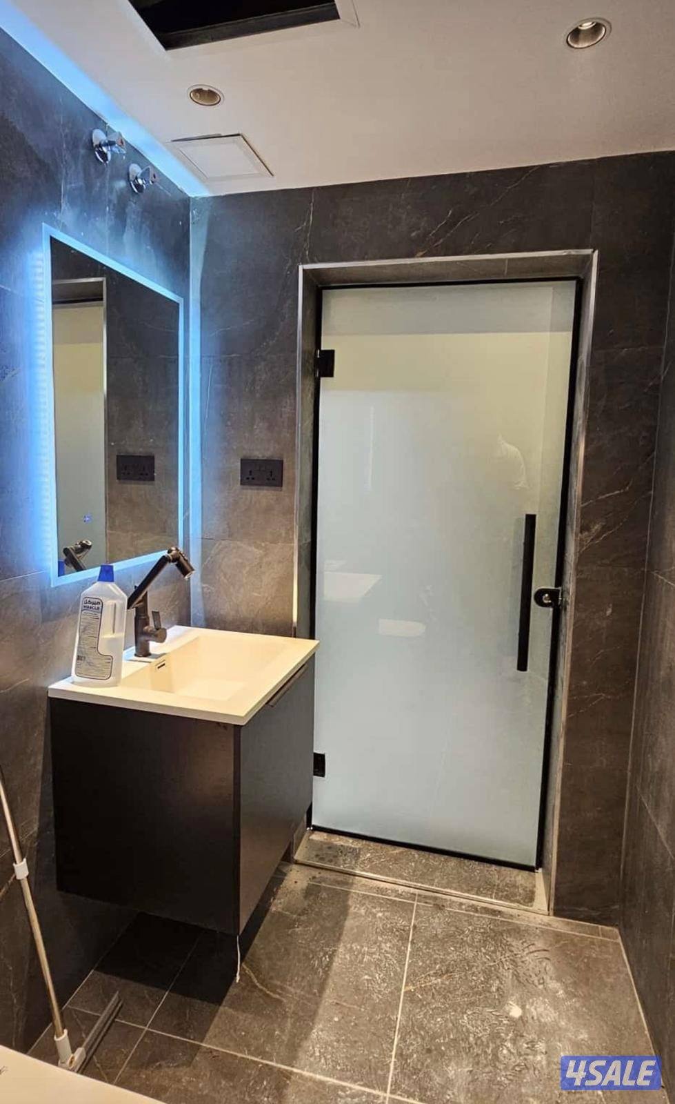 تركيب جميع انواع الزجاج والمرايا شاور بكس طاوله طعام دوربزين درج بلكون14