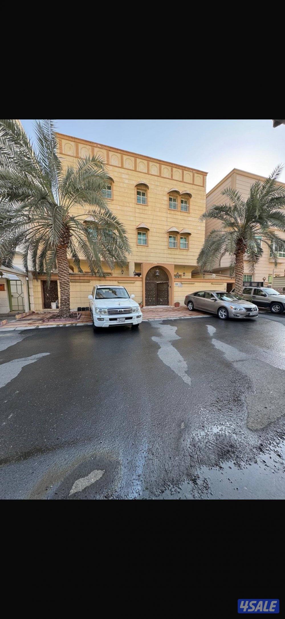 للبيع فلل بمحافظه مبارك الكبير0