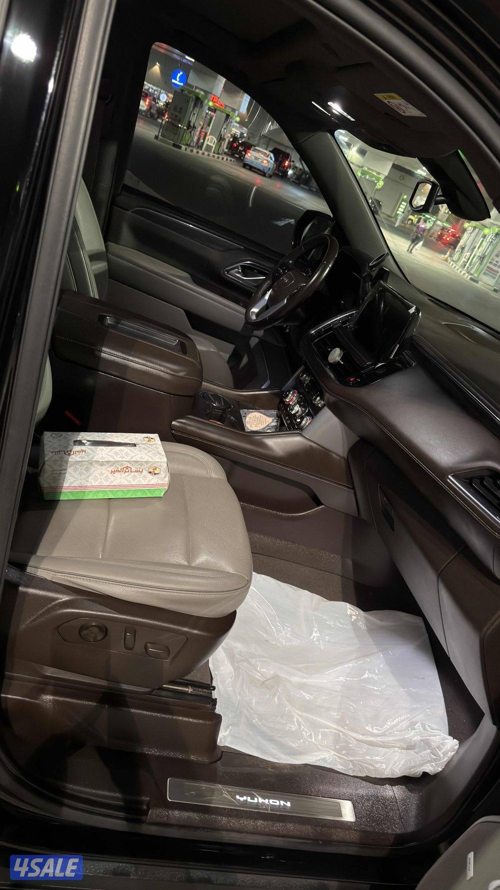 يوكن بانوراما 2022 Slt درجة اولى. صبغ وكالة. لون اسود ملكي10