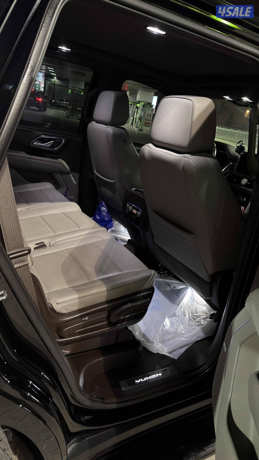 يوكن بانوراما 2022 Slt درجة اولى. صبغ وكالة. لون اسود ملكي11