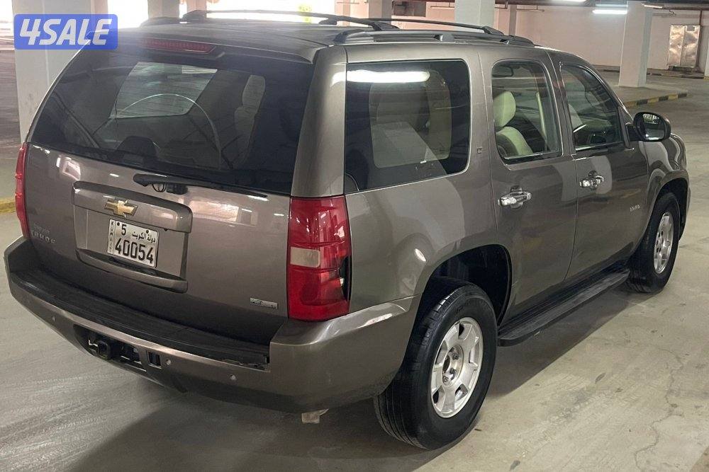 تاهوLTصبغ لوكاله2011الغانم بحاله ممتازه خالي من الحوادث2