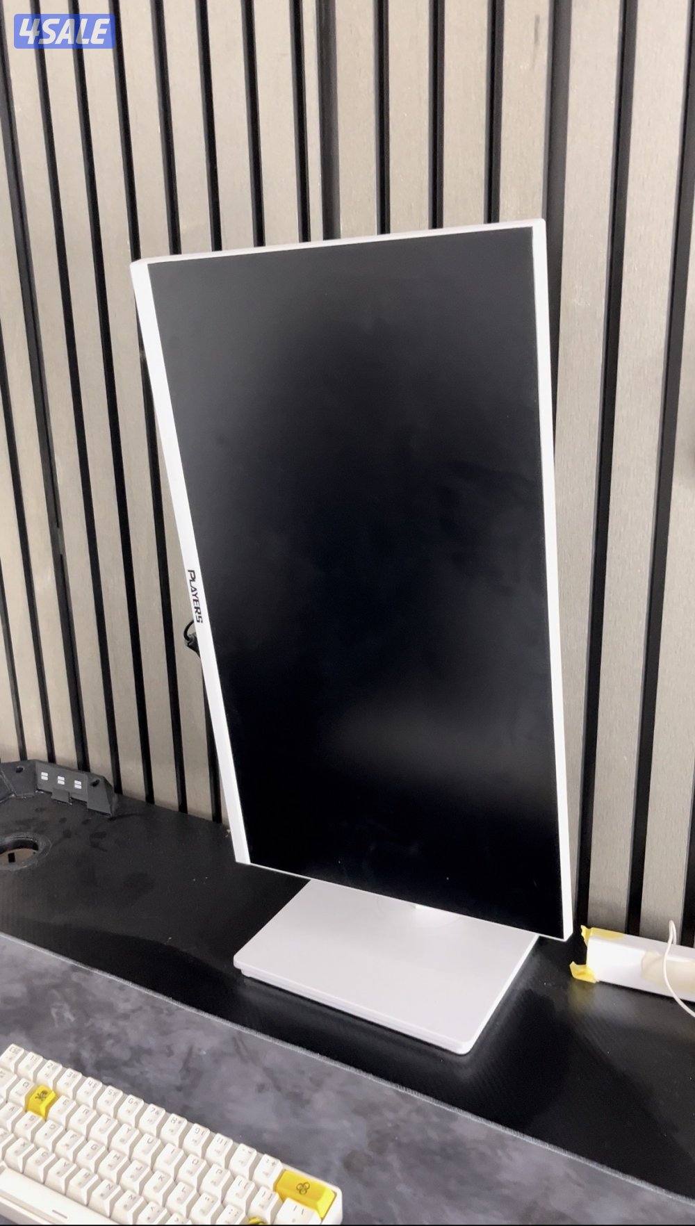 للبيع شاشة قيمنق ١٦٥هرتز1