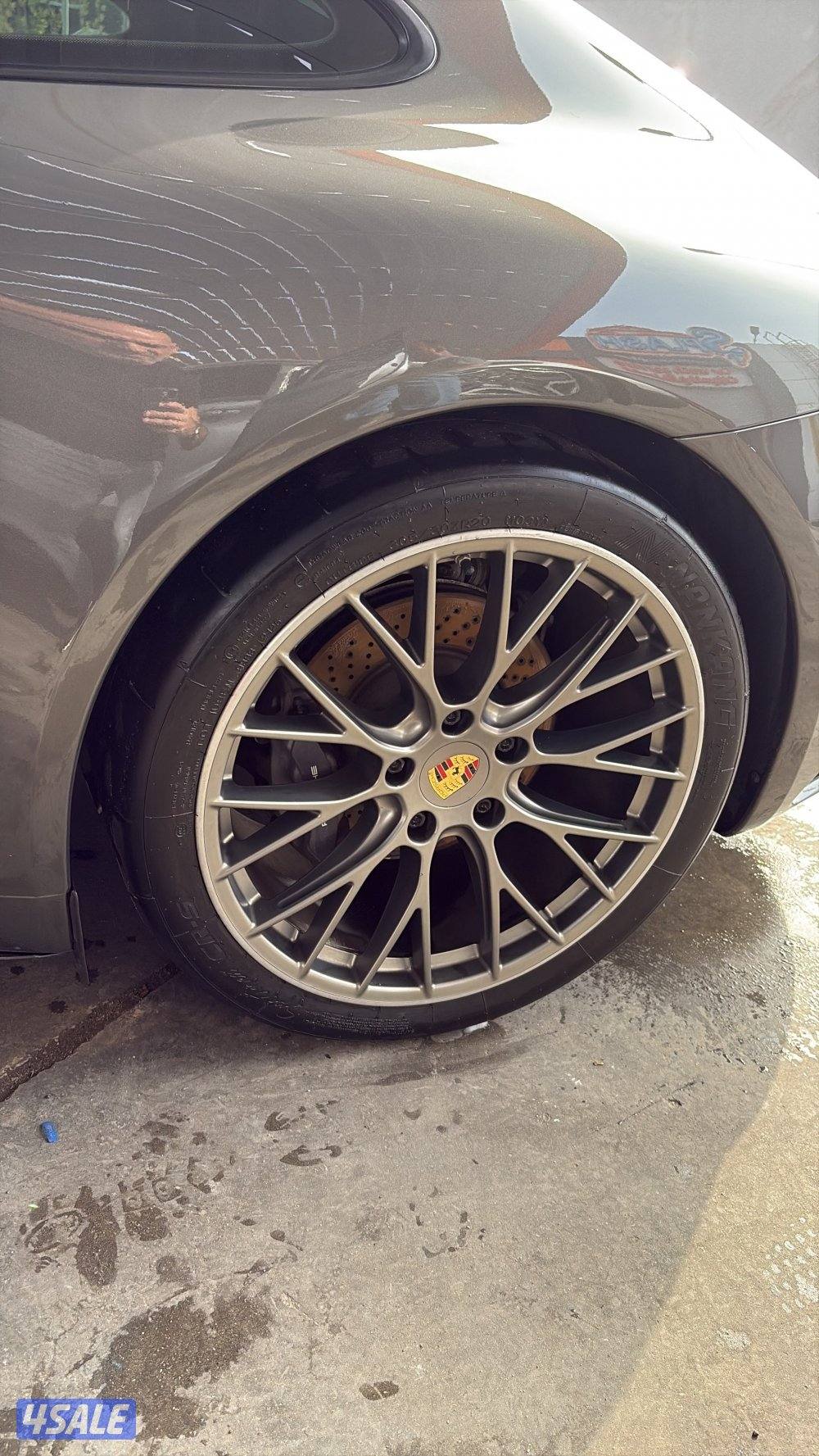 Super clean - low mileage9