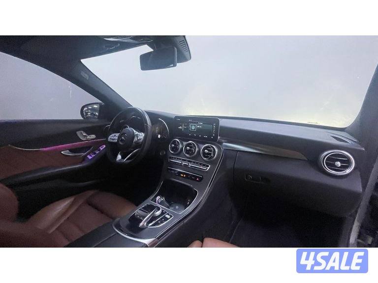 Mercedes-Benz C-Class9