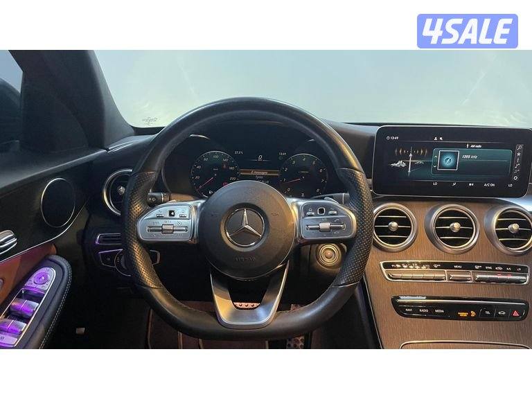 Mercedes-Benz C-Class12