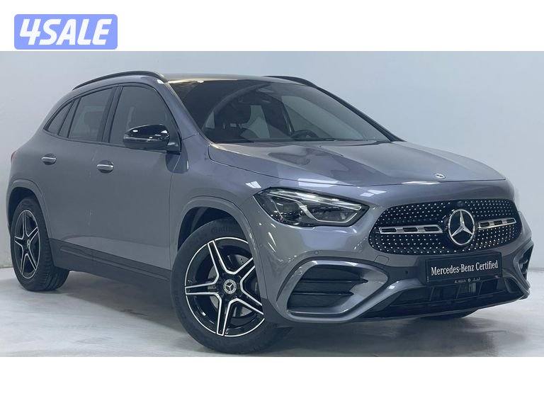 Mercedes-Benz GLA1