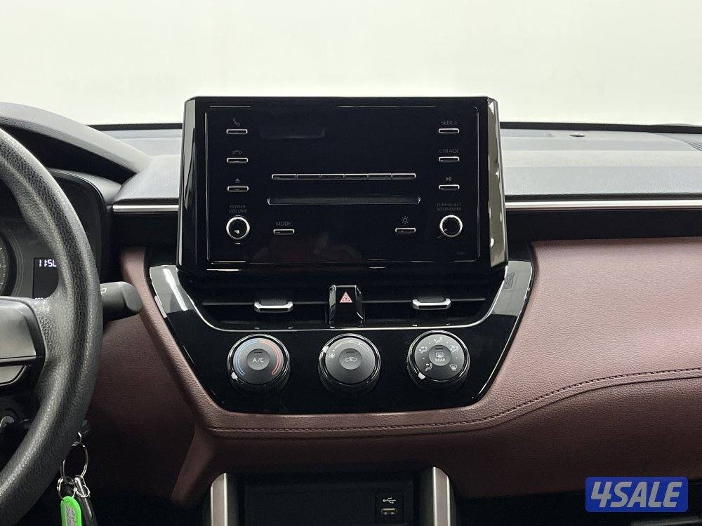 TOYOTA COROLLA CROS 23CSUV-PL - COROLLA-CROSS-PETROL13