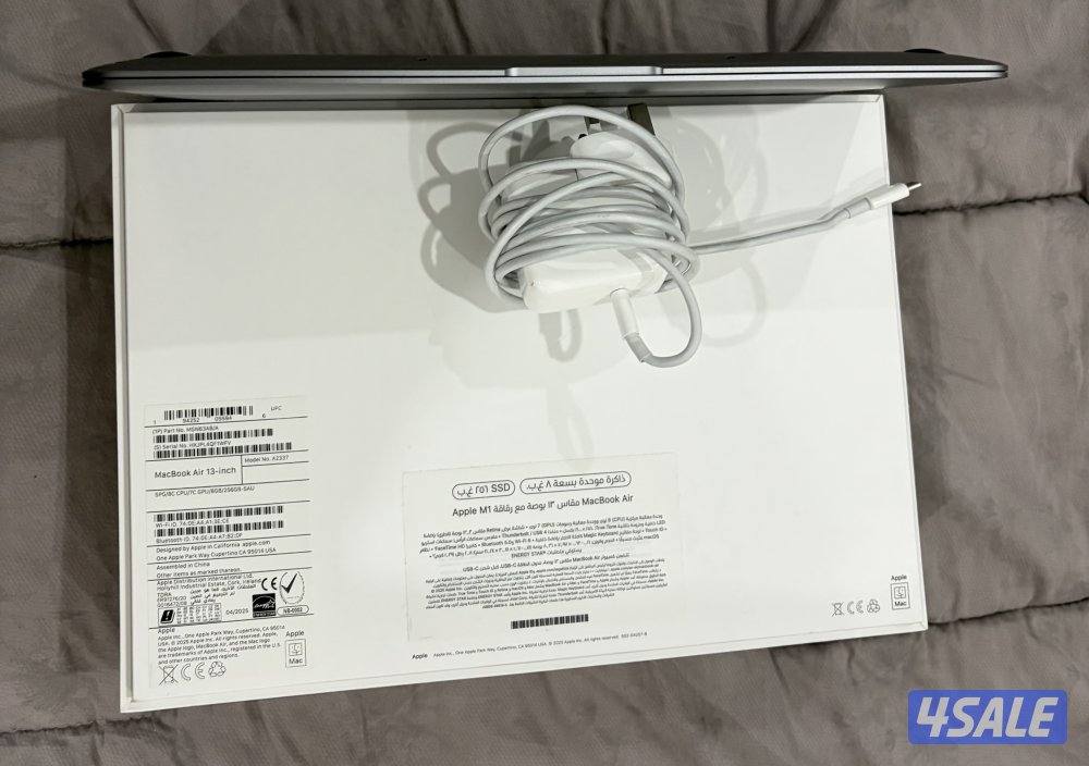 للبيع ماك بوك اير (MacBook Air M1)1
