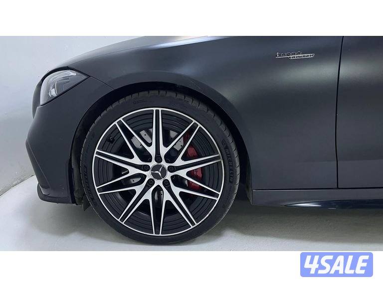 Mercedes-Benz C-Class8