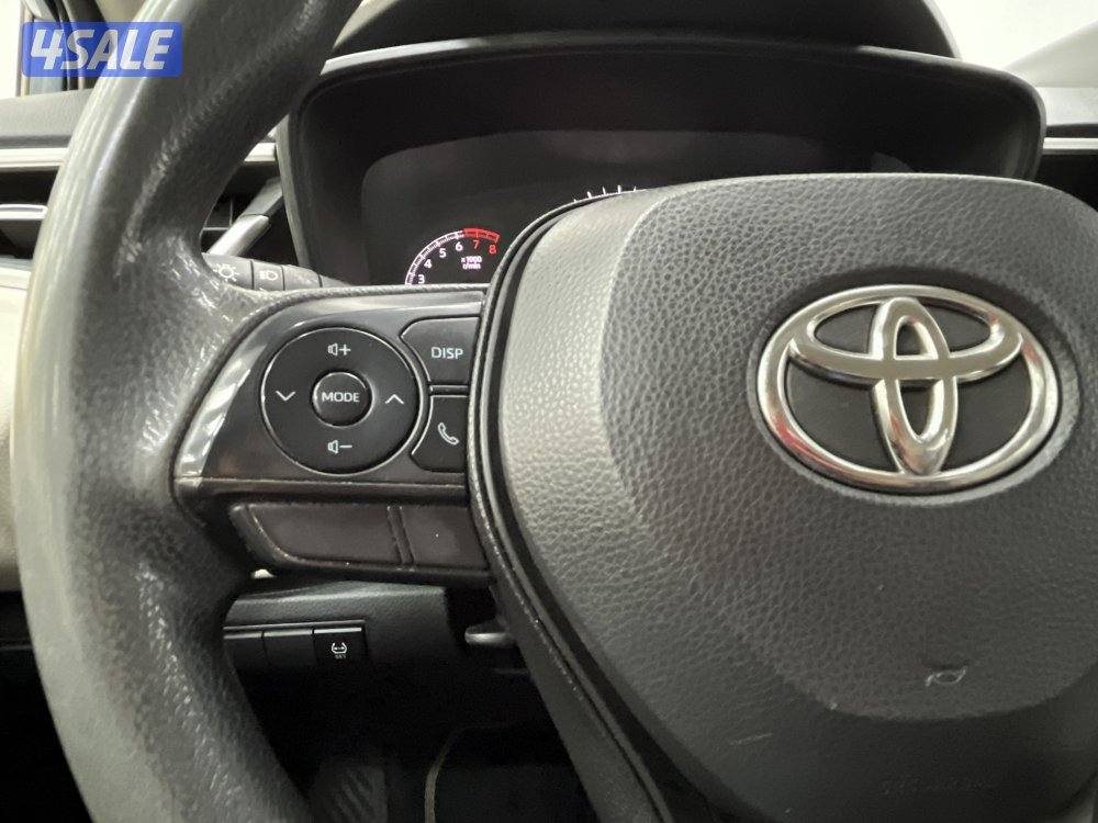 TOYOTA COROLLA 1.6L XLI STD OPTION7