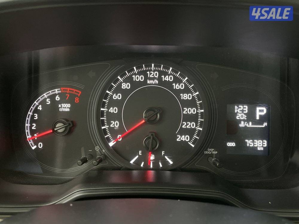 TOYOTA COROLLA 1.6L XLI STD OPTION6