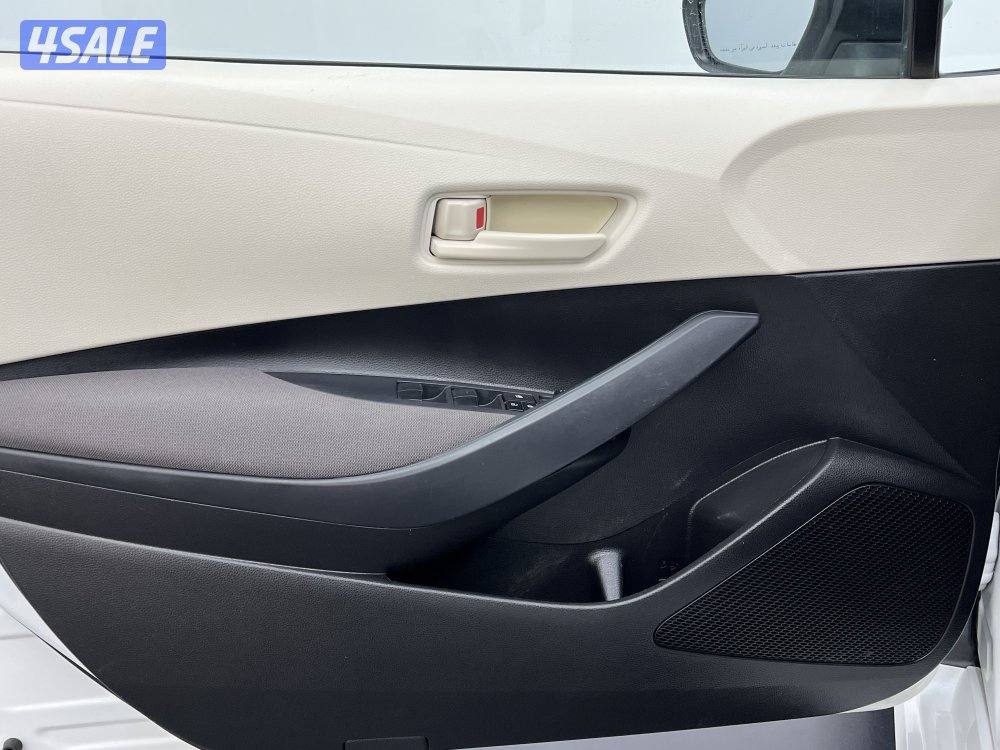 TOYOTA COROLLA 1.6L XLI STD OPTION9