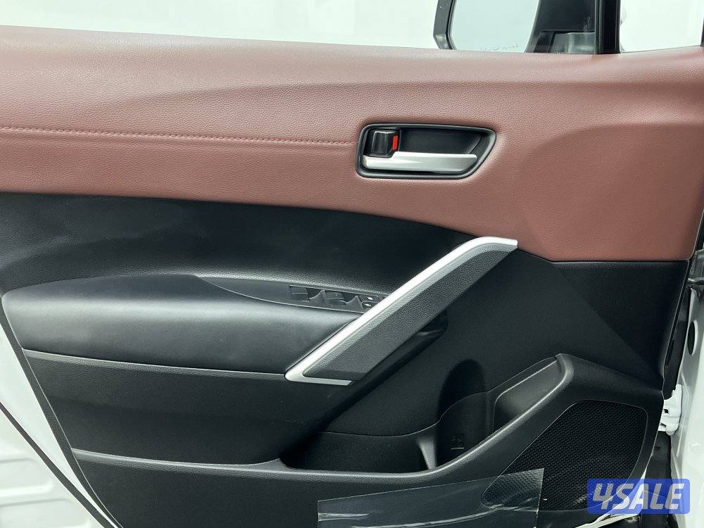 TOYOTA COROLLA Toyota COROLLA CROSS 202310