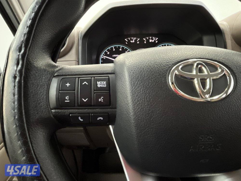 TOYOTA LC HD 24H06A  _ L.CRUISER HD D/C7