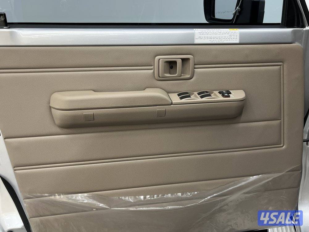 TOYOTA LC HD 24H06A  _ L.CRUISER HD D/C10