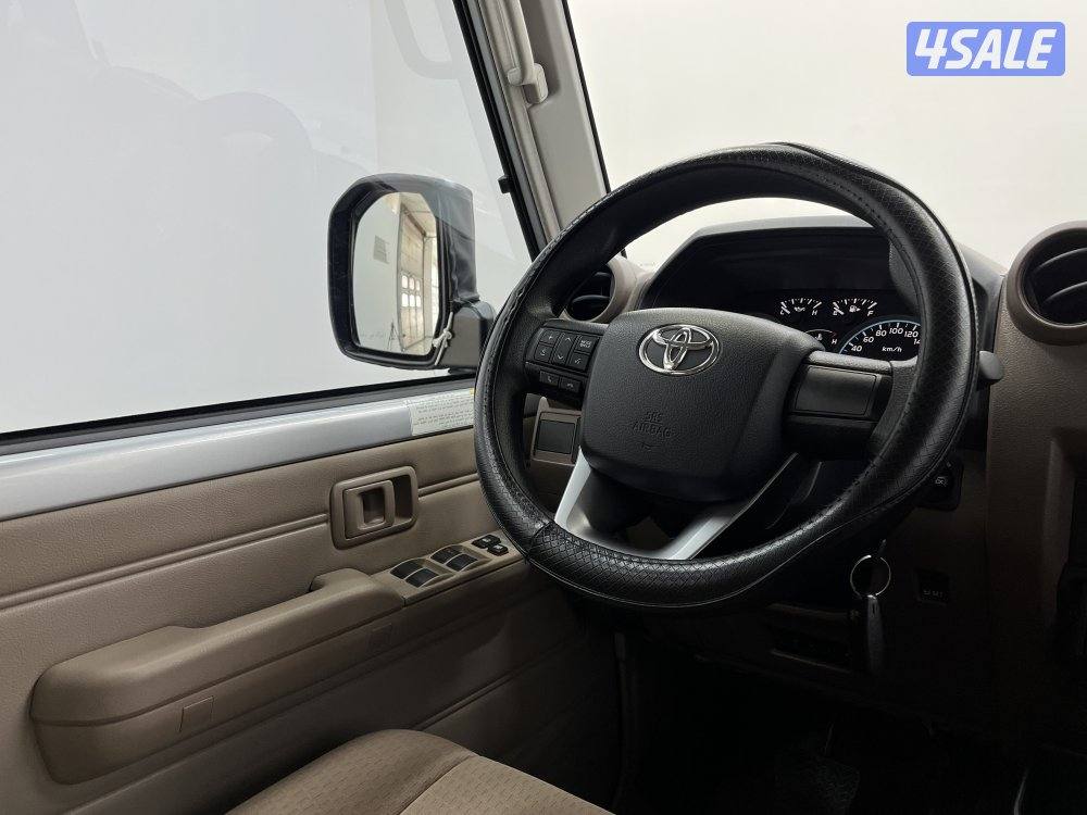 TOYOTA LC HD 24H06A  _ L.CRUISER HD D/C12