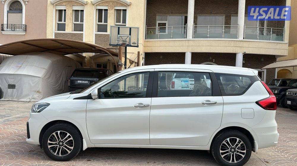 للبيع سوزوكي أرتيكا ٢٠٢٥ مالك الاول بحاله الوكاله تحت الكفاله ممتازه5