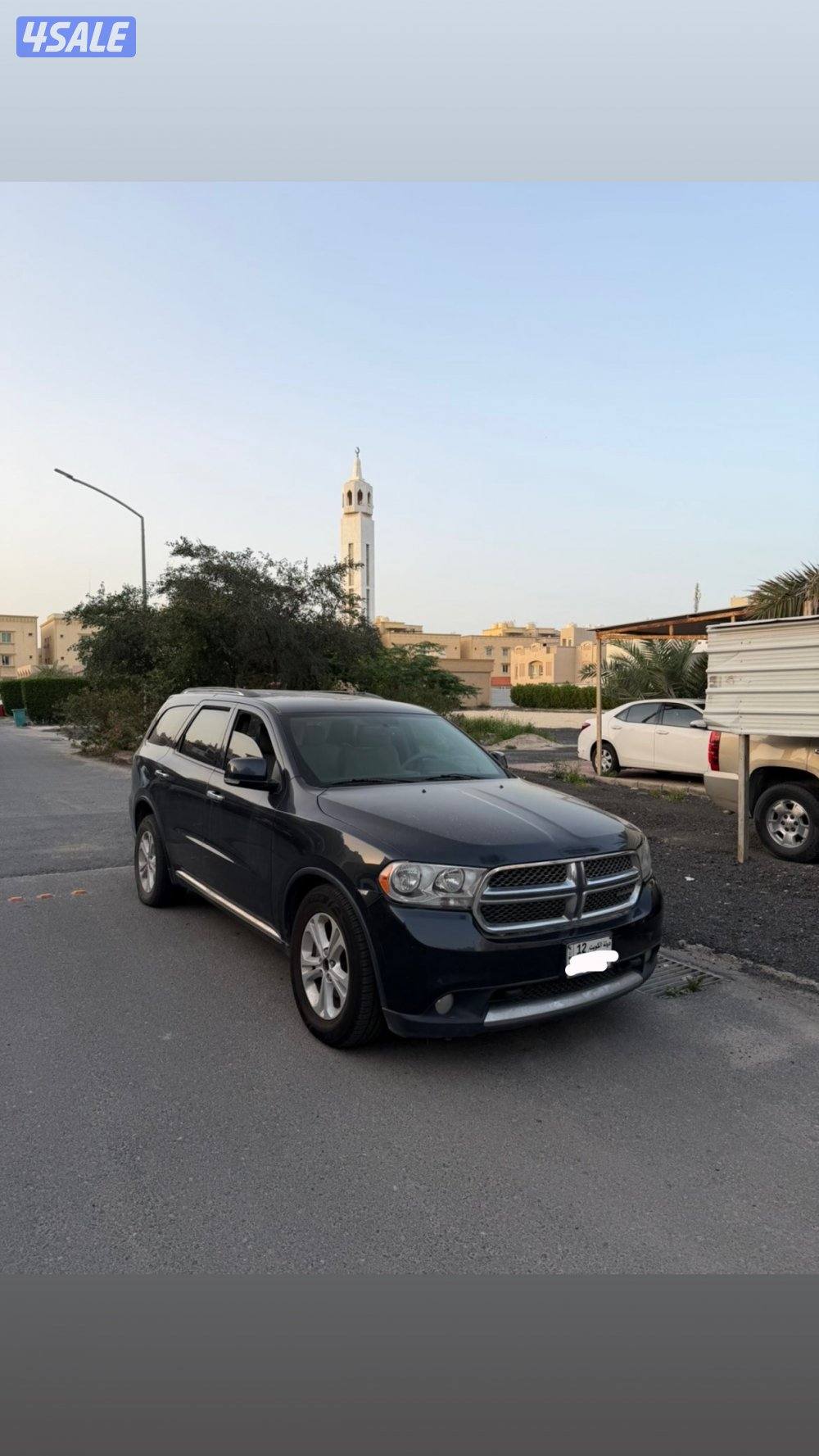 للبيع جيب دورانجو // ليميتيد هيمي 2013 عداد 292 الف (( على منظور ))2