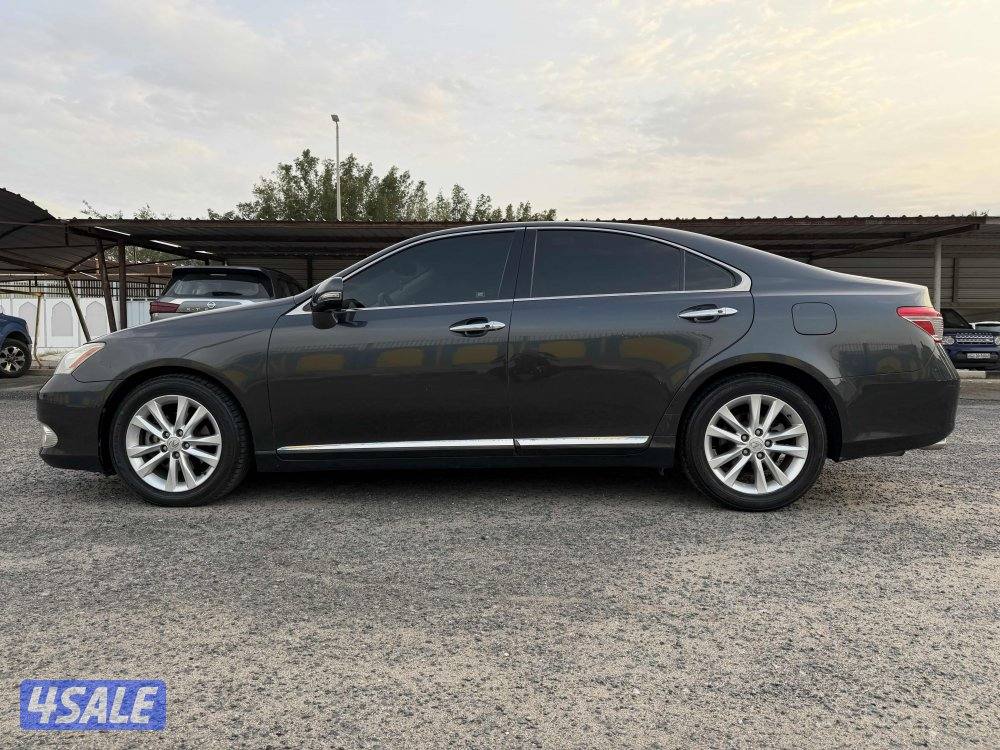 لكزس ES 350 وارد الساير موديل 2010 كامل المواصفات4