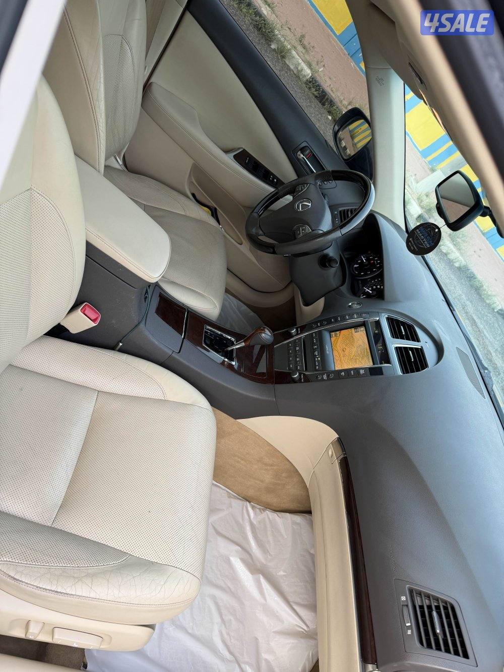 لكزس ES 350 وارد الساير موديل 2010 كامل المواصفات8