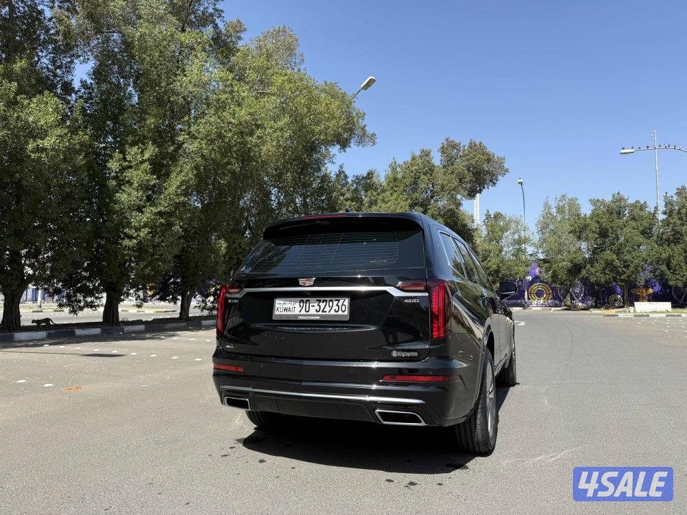 Cadillac XT6 2024 - V6 - Like New - Under warranty and Free service2