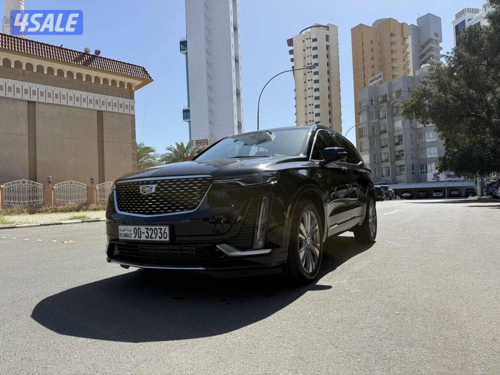 Cadillac XT6 2024 - V6 - Like New - Under warranty and Free service3