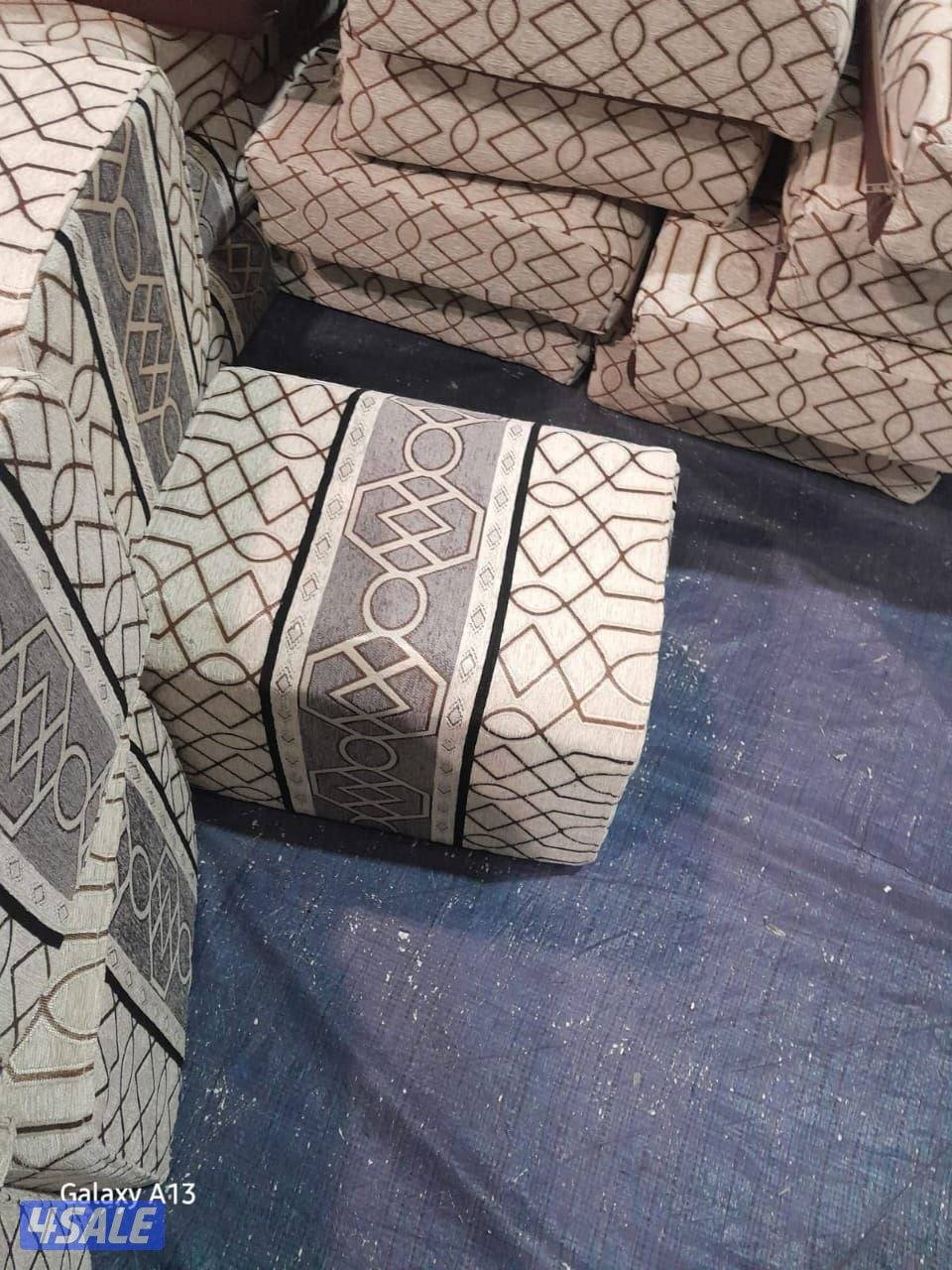 يوجد لدينا افضل السجاد والمفروشات ومساند ضهر ورضيات باركية ونقشات حفر10