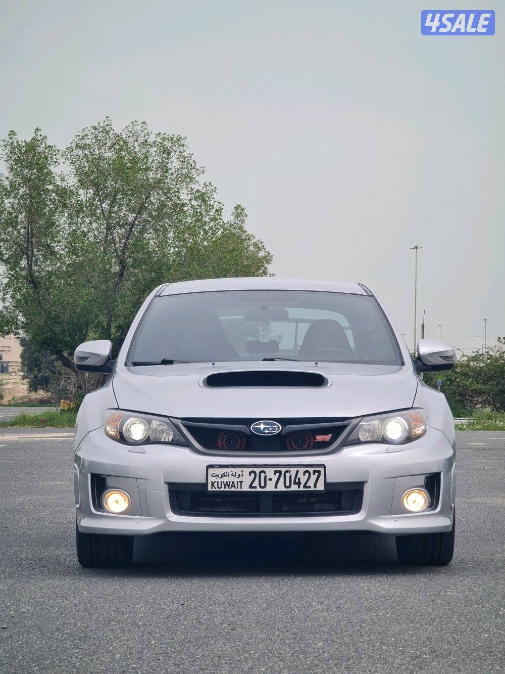 سوبارو امبريزا STI صبغ الوكالة بحالة ممتازة2