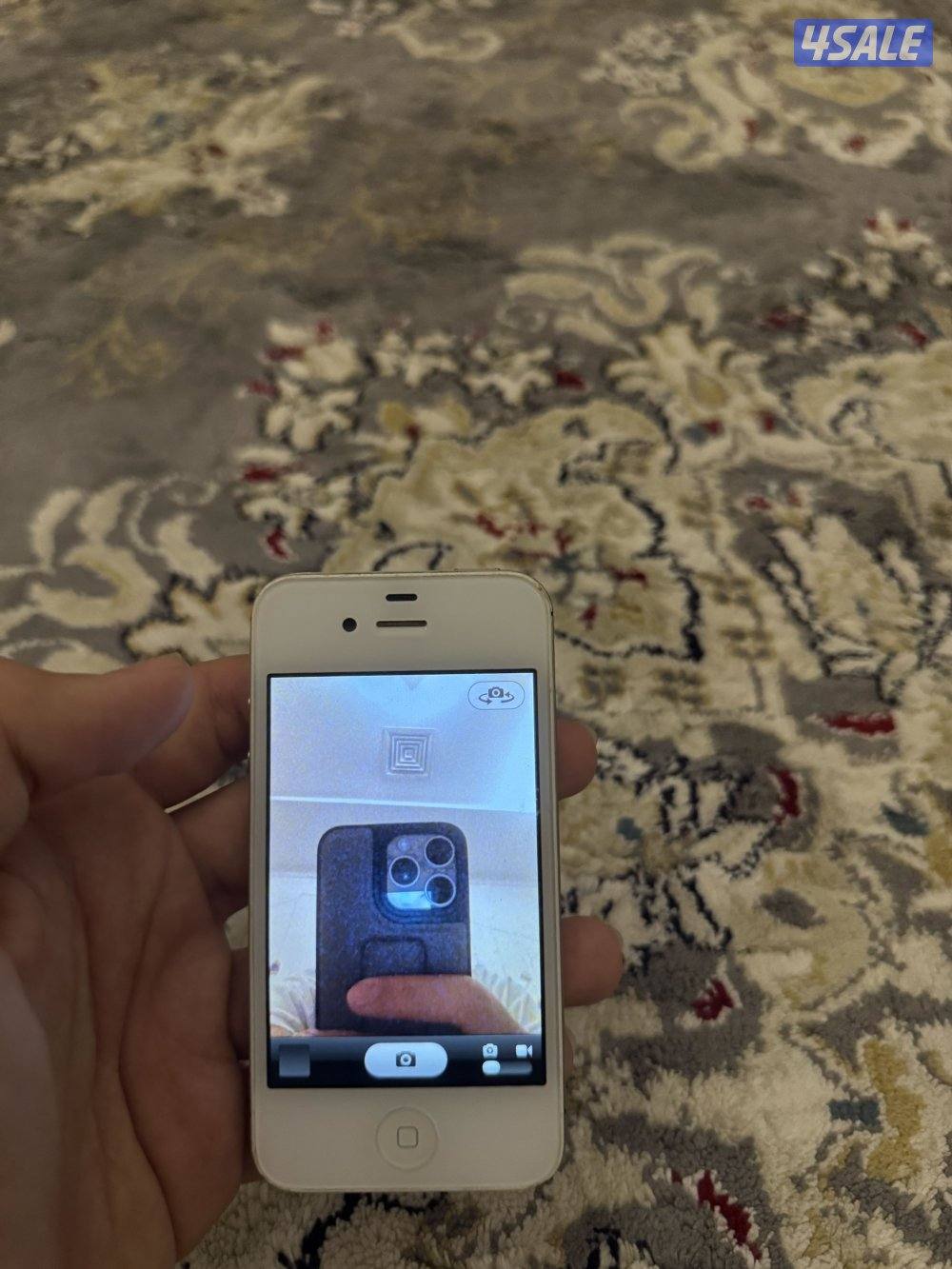ايفون ٤ اس - ١٦ جيجا - حاله ممتازه جدا - مو مبدل شيء2