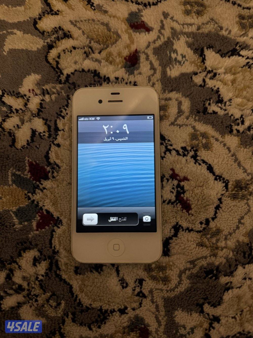 ايفون ٤ اس - ١٦ جيجا - حاله ممتازه جدا - مو مبدل شيء3